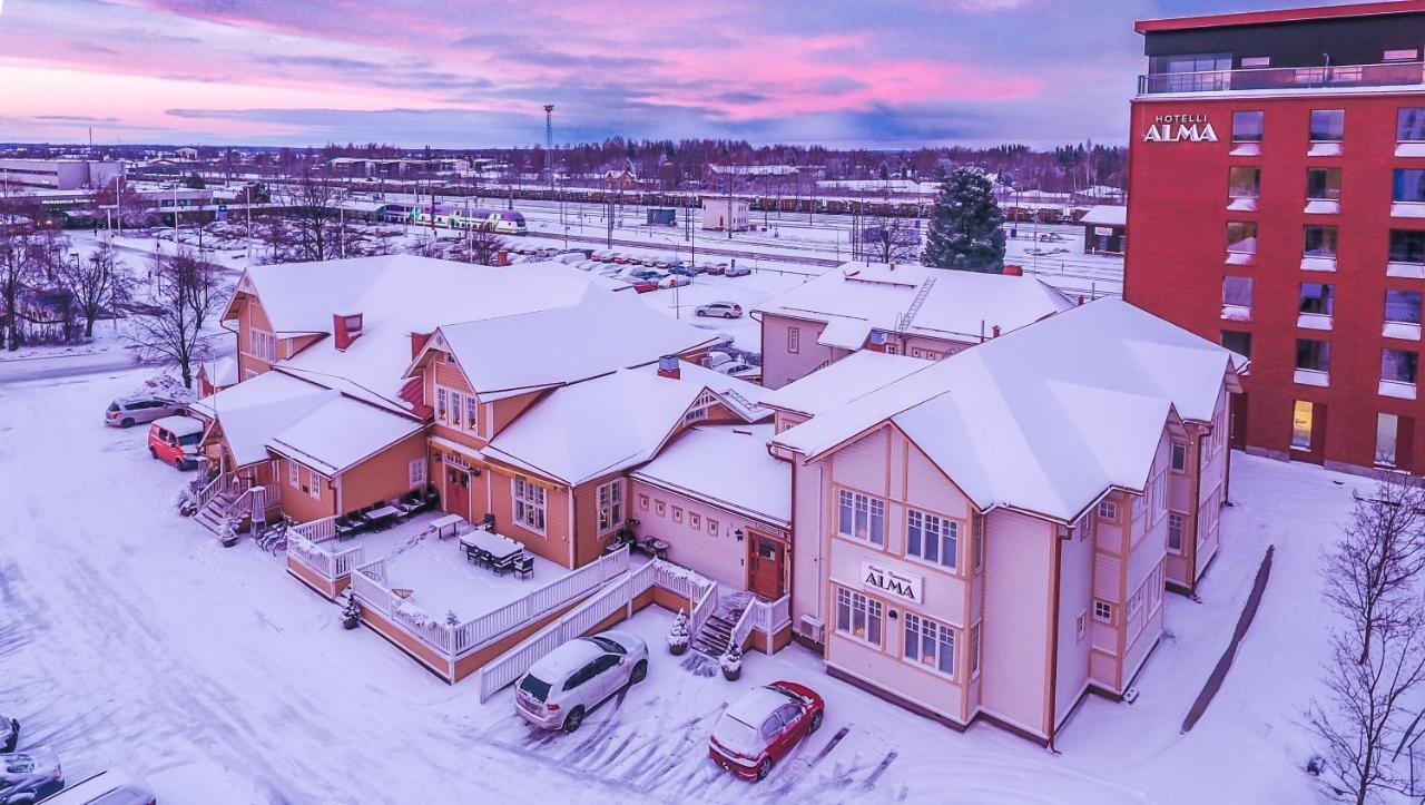 Hotelli-Ravintola Alma Seinajoki Bagian luar foto